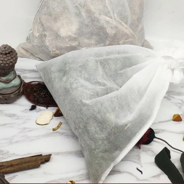 Trong mỗi lần bạn chuẩn bị một nồi trà thảo dược, túi lọc không chỉ là “bọc” nguyên liệu mà còn là bộ lọc quyết định lượng chất tan ra nước. (Ảnh 2) Trong mỗi lần bạn chuẩn bị một nồi trà thảo dược, túi lọc không chỉ là “bọc” nguyên liệu mà còn là bộ lọc quyết định lượng chất tan ra nước. (Ảnh 2)