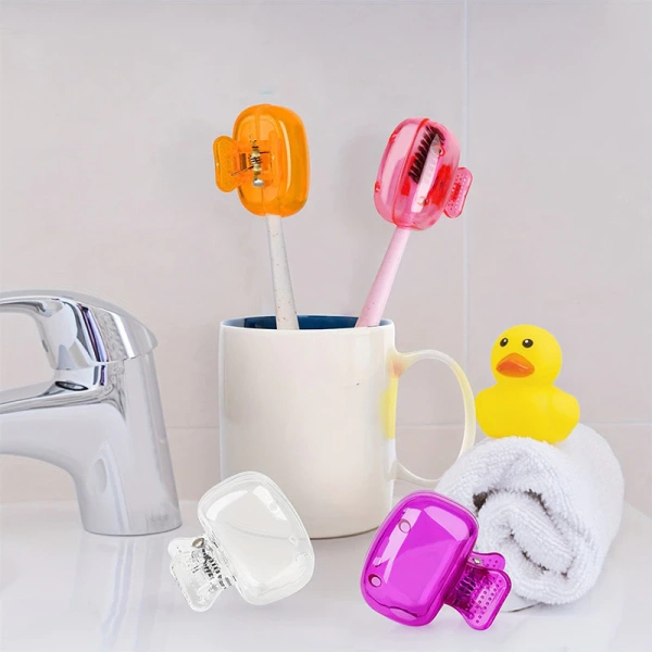 Với những ai ưu tiên tính tiện lợi, không muốn mang thêm quần áo hay phụ kiện nặng, kẹp giữ bàn chải bằng nhựa đang ngày càng trở thành sự lựa chọn thông minh. (Ảnh 4) Với những ai ưu tiên tính tiện lợi, không muốn mang thêm quần áo hay phụ kiện nặng, kẹp giữ bàn chải bằng nhựa đang ngày càng trở thành sự lựa chọn thông minh. (Ảnh 4)