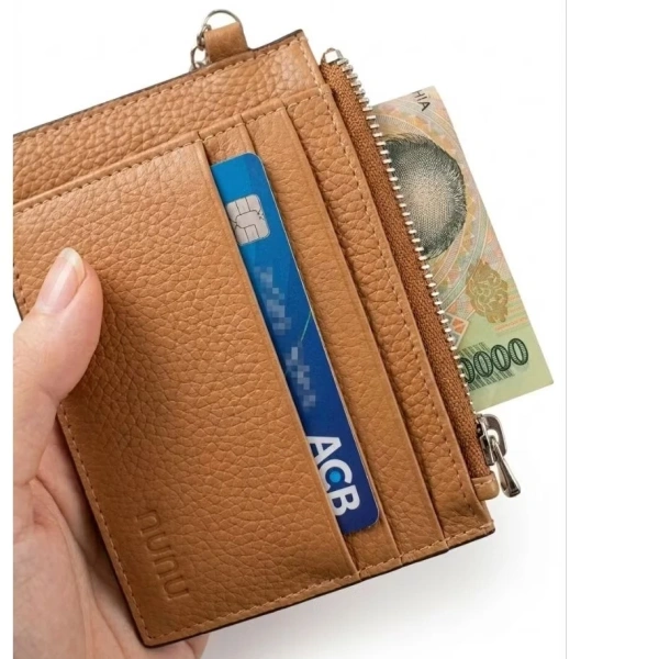 Những nguyên nhân trên thường xuất hiện đồng thời, khiến ví mini không đáp ứng được nhu cầu “đầy đủ nhưng gọn gàng”. (Ảnh 2) Những nguyên nhân trên thường xuất hiện đồng thời, khiến ví mini không đáp ứng được nhu cầu “đầy đủ nhưng gọn gàng”. (Ảnh 2)