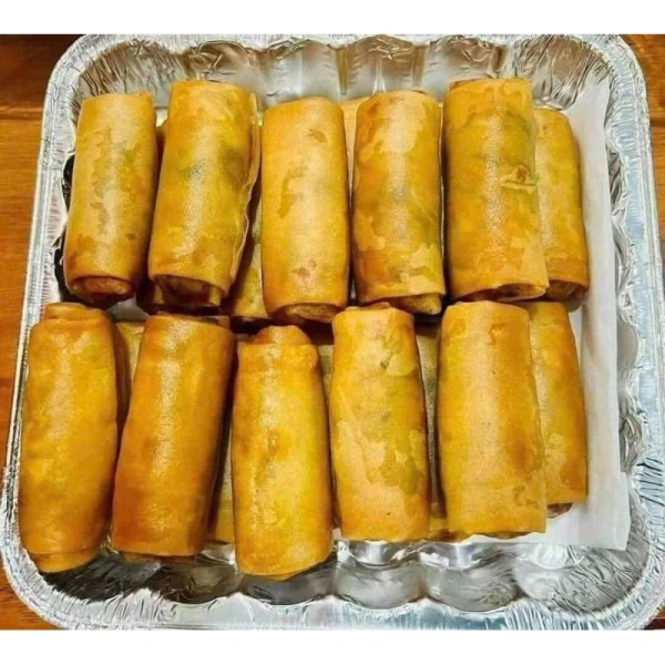 Đối với những người thường xuyên làm nem, chả giò tại gia hoặc muốn thử các công thức mới, bộ “2 tập 200lá vỏ bò bía đậu xanh quấn nem, chả giò siêu giòn” là một giải pháp thực tế và tiết kiệm. (Ảnh 5)