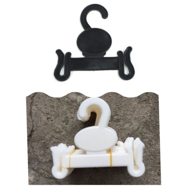 Sau khi gắn 4-5 móc ở vị trí dọc hành lang (khoảng mỗi 30 cm), bạn sẽ có một dải treo đủ cho các loại giày dài ngắn. (Ảnh 3)