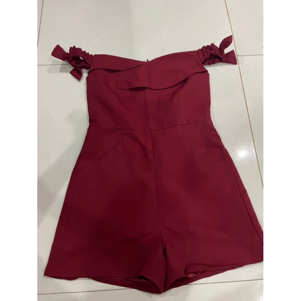 Mặc áo thanh lý size XS, cảm giác vừa vặn có thực sự phù hợp trong ngày dài? - Ảnh 1 Mặc áo thanh lý size XS, cảm giác vừa vặn có thực sự phù hợp trong ngày dài? - Ảnh 1
