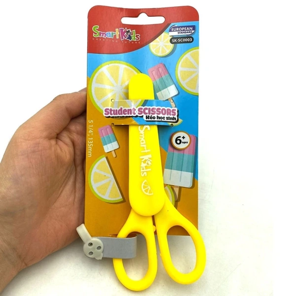 Mất chiếc kéo học sinh giữa giờ học; chất liệu và độ bền thực sự mang lại bất ngờ cho phụ huynh - Ảnh 3 Mất chiếc kéo học sinh giữa giờ học; chất liệu và độ bền thực sự mang lại bất ngờ cho phụ huynh - Ảnh 3