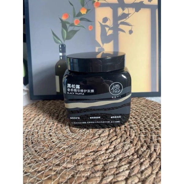 Thị trường chăm sóc tóc hiện nay đa dạng từ các loại dầu xả (conditioner), serum, cho tới mặt nạ tóc dạng kem hoặc dung dịch. (Ảnh 2)