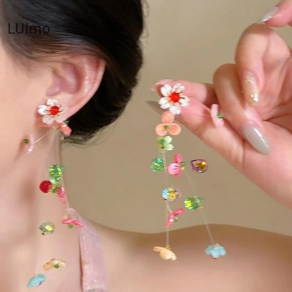 Với giá niêm yết 48,510 VND và mức giảm còn 38,500 VND, Bông tai thời trang LUImo màu sắc đa dạng, thiết kế độc đáo dopamine là lựa chọn hợp lý cho những ai muốn thử nghiệm đa dạng màu sắc mà không tốn quá nhiều chi phí. (Ảnh 5) Với giá niêm yết 48,510 VND và mức giảm còn 38,500 VND, Bông tai thời trang LUImo màu sắc đa dạng, thiết kế độc đáo dopamine là lựa chọn hợp lý cho những ai muốn thử nghiệm đa dạng màu sắc mà không tốn quá nhiều chi phí. (Ảnh 5)