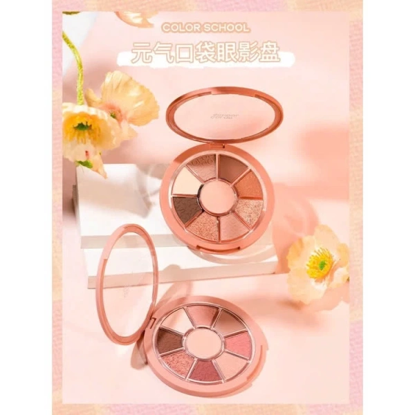 Mặc dù các chuyên gia làm đẹp thường khuyên dùng kem dưỡng mắt ngay sau khi rửa mặt, nhưng thực tế một số người vẫn gặp tình trạng giảm độ ẩm nhanh chóng trong 7 ngày đầu. (Ảnh 3) Mặc dù các chuyên gia làm đẹp thường khuyên dùng kem dưỡng mắt ngay sau khi rửa mặt, nhưng thực tế một số người vẫn gặp tình trạng giảm độ ẩm nhanh chóng trong 7 ngày đầu. (Ảnh 3)