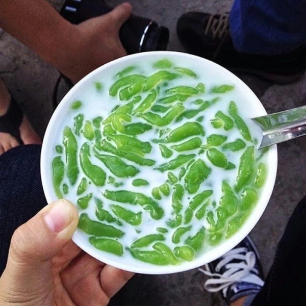 Bước 1: Rửa gạo nếp sạch, ngâm trong nước ít nhất 30 phút, sau đó để ráo. (Ảnh 5)