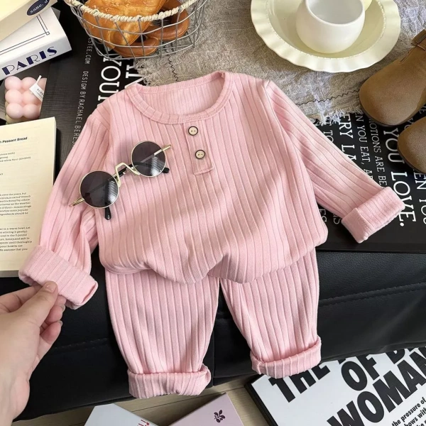 Mẹ có nên mua đồ ngủ giữ nhiệt cho bé vào thu để tránh bé thức giấc vì lạnh không - Ảnh 5