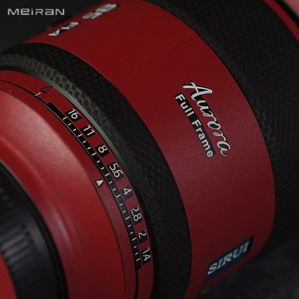 Thị trường hiện nay có nhiều lựa chọn miếng dán bảo vệ cho ống kính Sirui 85mm f/1.4, từ nhựa tổng hợp tới kính quang học cao cấp. (Ảnh 2) Thị trường hiện nay có nhiều lựa chọn miếng dán bảo vệ cho ống kính Sirui 85mm f/1.4, từ nhựa tổng hợp tới kính quang học cao cấp. (Ảnh 2)