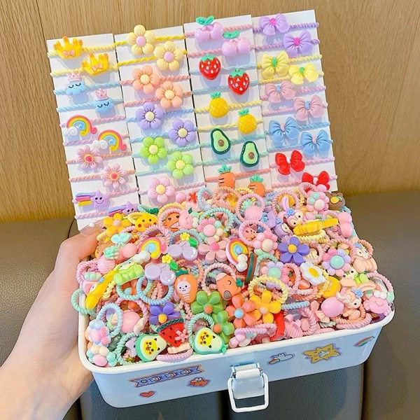 Một bộ 50 dây buộc tóc cho bé thực sự giảm áp lực khi chuẩn bị đồ dùng buổi sáng. - Ảnh 1