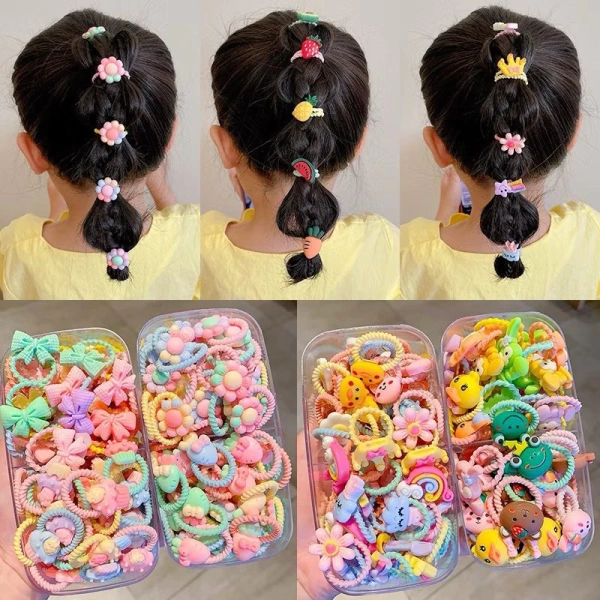 Đối với những bé gái, việc buộc tóc không chỉ là nhu cầu thẩm mỹ mà còn là yếu tố giúp tóc không rối, giảm nguy cơ gãy rụng. (Ảnh 2)