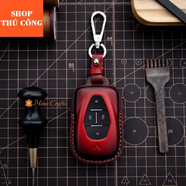 Một chiếc bao da chìa khóa đôi khi mang lại cảm giác sang trọng hơn cả việc sở hữu xe mới - Ảnh 1 Một chiếc bao da chìa khóa đôi khi mang lại cảm giác sang trọng hơn cả việc sở hữu xe mới - Ảnh 1