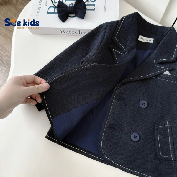 Trước khi quyết định mua, việc so sánh các mẫu vest giúp bạn nắm bắt được ưu, nhược điểm cũng như mức giá phù hợp. (Ảnh 5) Trước khi quyết định mua, việc so sánh các mẫu vest giúp bạn nắm bắt được ưu, nhược điểm cũng như mức giá phù hợp. (Ảnh 5)