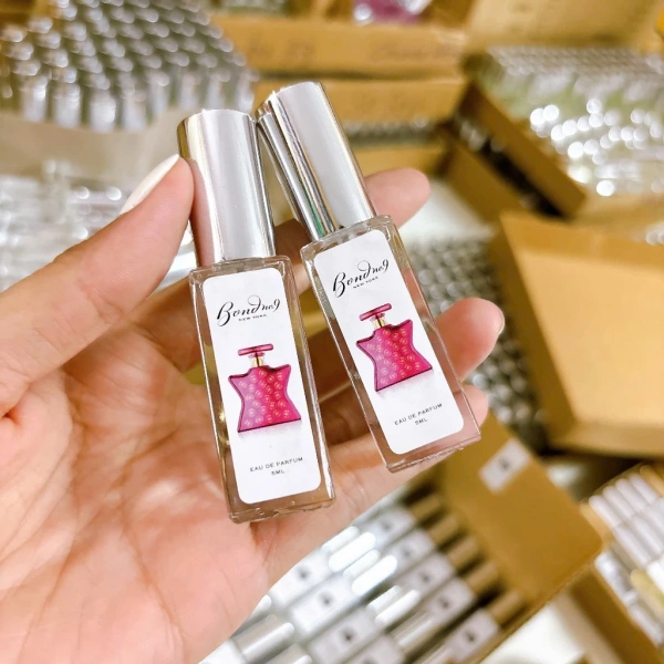 Việc lựa chọn sản phẩm không chỉ phụ thuộc vào độ lưu hương, mà còn dựa vào những ưu, nhược điểm cụ thể của từng dạng. (Ảnh 4)