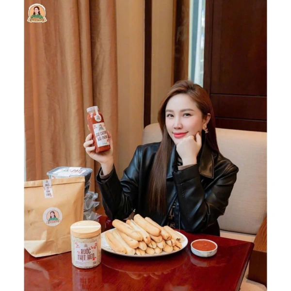 Để hiểu rõ hơn, chúng ta có thể thực hiện một so sánh ngắn gọn giữa pâté mới mua (được mở ngay) và pâté đã lưu trữ trong 3‑4 tuần. (Ảnh 3)