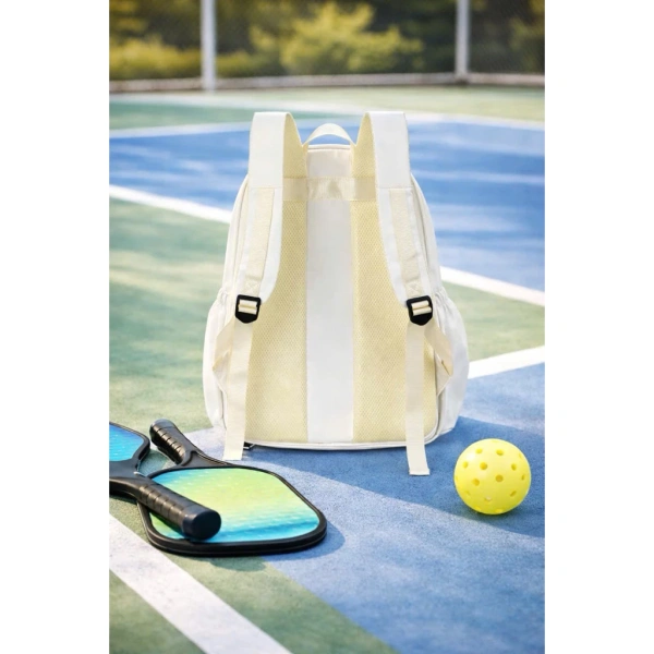 Một trong những lựa chọn đáng chú ý hiện nay là Túi Balo Đựng Vợt Pickleball, Tennis Bằng Da Đựng Đồ Cá Nhân, Có Ngăn Đựng Giày Hàng Qccc do Winnisport cung cấp. (Ảnh 4)