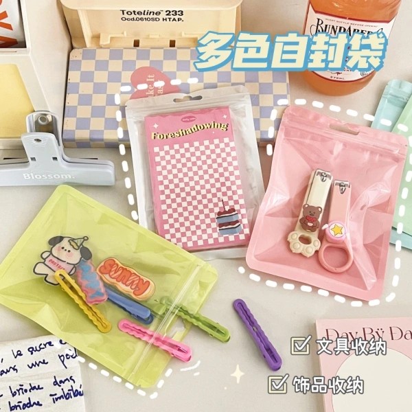 Loại túi zip mini màu pastel, như sản phẩm “50 túi zip nhỏ, túi mini đựng đồ cá nhân, lomocard màu pastel dễ thương”, được thiết kế đặc biệt để đáp ứng nhu cầu lưu trữ các vật dụng có kích thước dưới 15 cm. (Ảnh 3)