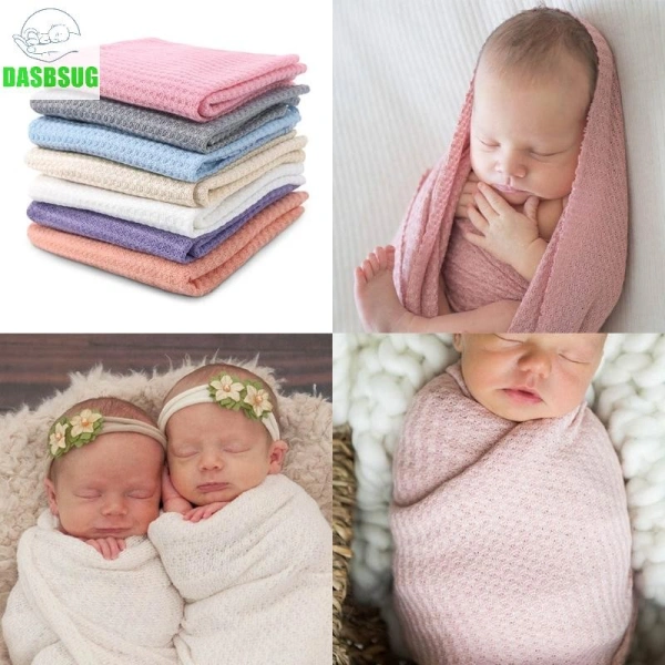Những bất ngờ khi dùng đàn co giãn cho buổi chụp ảnh sơ sinh: mềm mại không đồng nghĩa với việc thay đồ dễ dàng - Ảnh 1 Những bất ngờ khi dùng đàn co giãn cho buổi chụp ảnh sơ sinh: mềm mại không đồng nghĩa với việc thay đồ dễ dàng - Ảnh 1