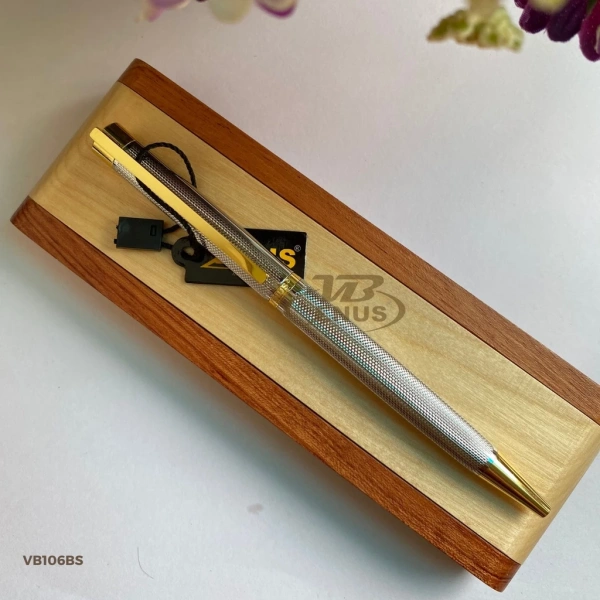 Những người doanh nhân thường quan tâm không chỉ tới chất lượng sản phẩm mà còn tới dịch vụ hậu mãi. (Ảnh 5)