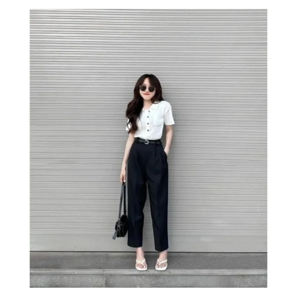 Những chi tiết trên thường chỉ được nhắc tới trong bản mô tả sản phẩm ngắn gọn, nhưng khi bạn thực sự mặc thử, chúng mới hiện ra rõ ràng. (Ảnh 2) Những chi tiết trên thường chỉ được nhắc tới trong bản mô tả sản phẩm ngắn gọn, nhưng khi bạn thực sự mặc thử, chúng mới hiện ra rõ ràng. (Ảnh 2)