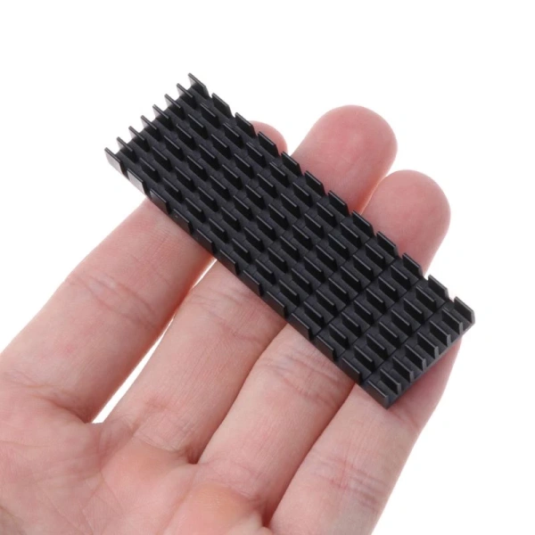 Độ bám bụi trong case là yếu tố không thể bỏ qua. (Ảnh 5) Độ bám bụi trong case là yếu tố không thể bỏ qua. (Ảnh 5)