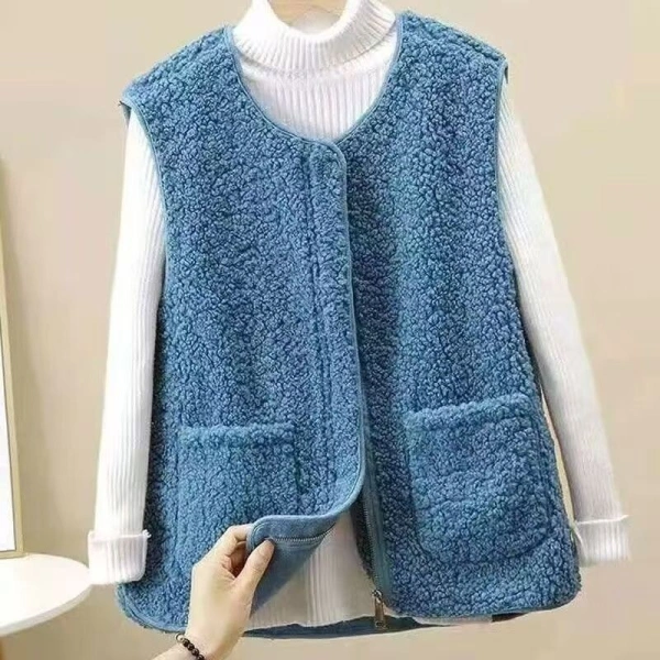 Giá gốc 189.000 VND của một chiếc áo vest thời trang cho nữ có thể khiến một số người ngần ngại, nhưng khi giảm còn 151.200 VND (khoảng 20% giảm giá), đây là mức giá “đầu tư nhỏ” cho một item có thể sử dụng trong nhiều mùa, từ thu tới đầu đông. (Ảnh 2) Giá gốc 189.000 VND của một chiếc áo vest thời trang cho nữ có thể khiến một số người ngần ngại, nhưng khi giảm còn 151.200 VND (khoảng 20% giảm giá), đây là mức giá “đầu tư nhỏ” cho một item có thể sử dụng trong nhiều mùa, từ thu tới đầu đông. (Ảnh 2)
