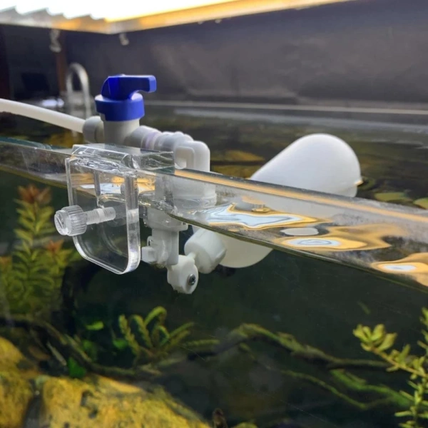 Để tận dụng tối đa lợi ích của van tự động, người nuôi cá nên kết hợp nó với các công cụ và quy trình khác. (Ảnh 3) Để tận dụng tối đa lợi ích của van tự động, người nuôi cá nên kết hợp nó với các công cụ và quy trình khác. (Ảnh 3)