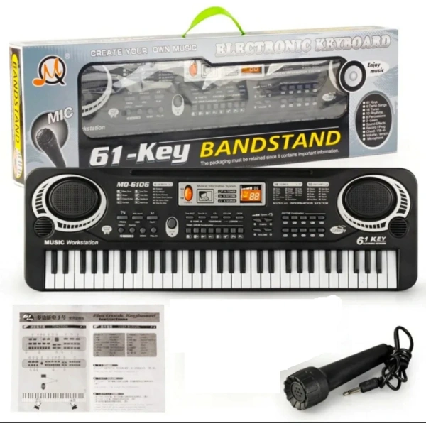Những tiếng vọng bất ngờ khi bé đầu bát piano điện tử 61 phím trong góc phòng ngủ - Ảnh 1