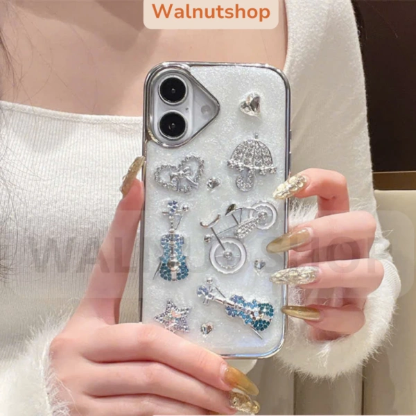 Nhìn chung, ốp lưng trong suốt có hạt nhũ phù hợp với người muốn "tỏa sáng" nhưng vẫn muốn bảo vệ nhẹ nhàng. (Ảnh 3) Nhìn chung, ốp lưng trong suốt có hạt nhũ phù hợp với người muốn "tỏa sáng" nhưng vẫn muốn bảo vệ nhẹ nhàng. (Ảnh 3)