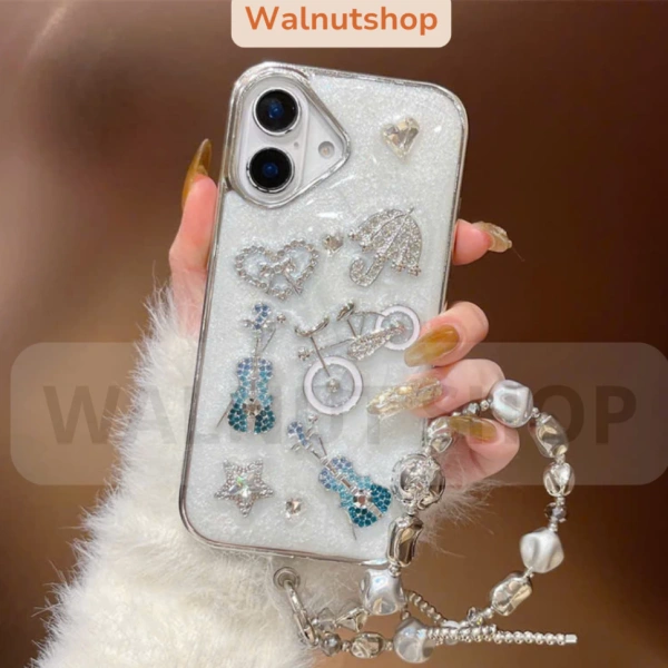 Trong danh sách các mẫu ốp lưng trong suốt có hạt nhũ, một lựa chọn đang nhận được sự quan tâm là Ốp nhũ trắng đính stick đá dễ thương, chanh xả. (Ảnh 4) Trong danh sách các mẫu ốp lưng trong suốt có hạt nhũ, một lựa chọn đang nhận được sự quan tâm là Ốp nhũ trắng đính stick đá dễ thương, chanh xả. (Ảnh 4)
