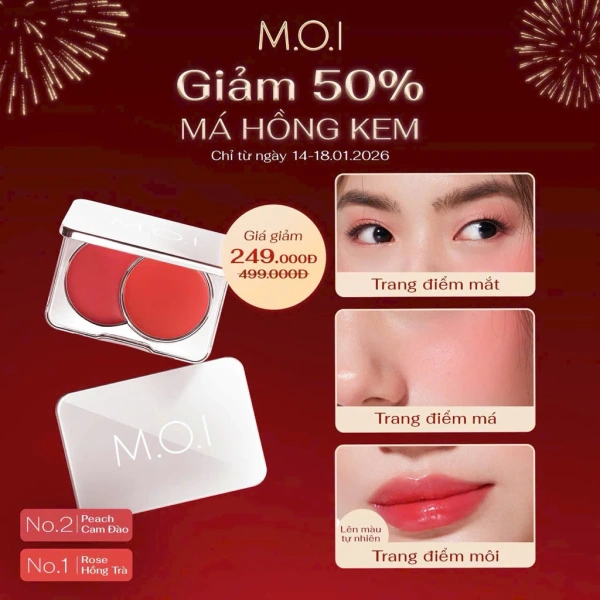 Phấn má hồng dạng kem gọn nhẹ dễ mang, nhưng lớp màu thường tan nhanh hơn dự đoán - Ảnh 1
