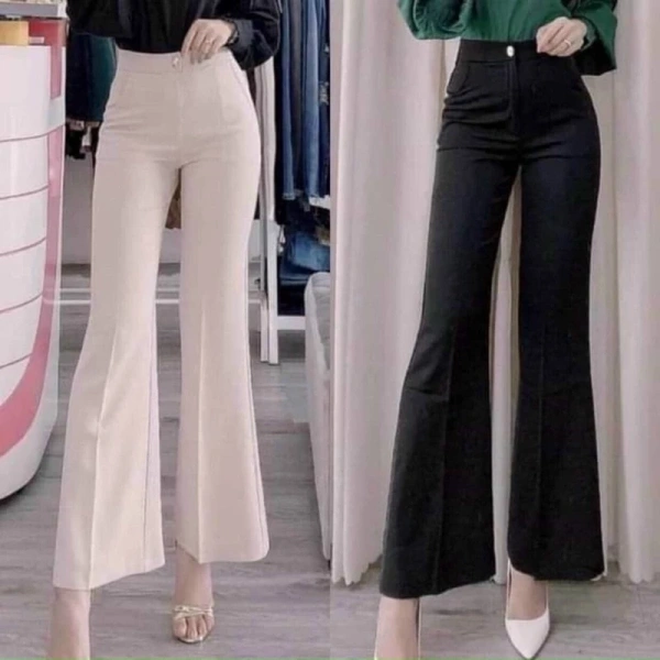 Người tiêu dùng thường quan tâm đến chất liệu vì nó ảnh hưởng trực tiếp tới cảm giác mặc và độ bền của sản phẩm. (Ảnh 2) Người tiêu dùng thường quan tâm đến chất liệu vì nó ảnh hưởng trực tiếp tới cảm giác mặc và độ bền của sản phẩm. (Ảnh 2)