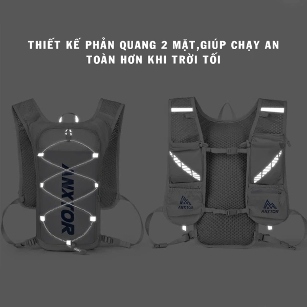 Đặt túi nước vào ngăn phía sau lưng – nơi thường được thiết kế để chứa áo khoác hoặc áo gió – là cách thường thấy. (Ảnh 3) Đặt túi nước vào ngăn phía sau lưng – nơi thường được thiết kế để chứa áo khoác hoặc áo gió – là cách thường thấy. (Ảnh 3)