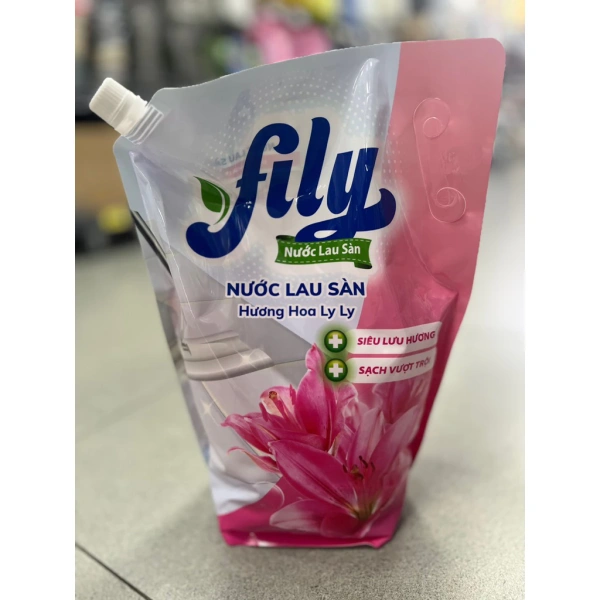 Sạch nhanh nhưng để lại vết bám: khi nước lau sàn dạng túi gây bất ngờ khi dùng vải mỏng - Ảnh 2