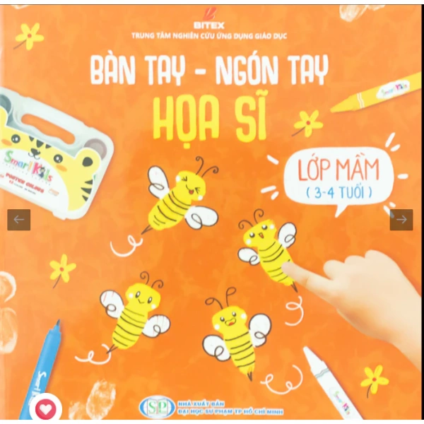 Sách Sách bàn tay - Ngón tay họa sĩ lớp mầm 3-4 tuổi/ chồi 4-5 tuổi/ lá 5-6 tuổi được thiết kế dựa trên nghiên cứu của các nhà giáo dục và chuyên viên Sở Giáo Dục TP.HCM, nên không chỉ tập trung vào nội dung mà còn chú ý đến chất liệu giấy. (Ảnh 3) Sách Sách bàn tay - Ngón tay họa sĩ lớp mầm 3-4 tuổi/ chồi 4-5 tuổi/ lá 5-6 tuổi được thiết kế dựa trên nghiên cứu của các nhà giáo dục và chuyên viên Sở Giáo Dục TP.HCM, nên không chỉ tập trung vào nội dung mà còn chú ý đến chất liệu giấy. (Ảnh 3)