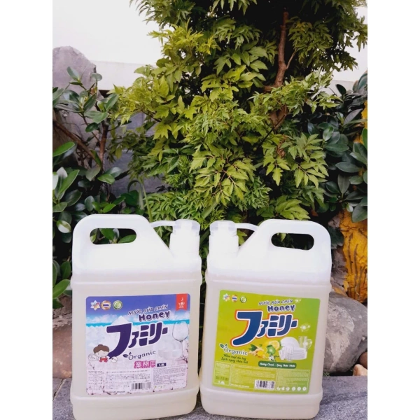 Sản phẩm NƯỚC RỬA CHÉN,BÁT, HƯƠNG CHANH , Que 1,8L XUẤT NHẬT đã nhanh chóng trở thành “đối thủ nặng ký” trong thị trường nước rửa chén tại Việt Nam nhờ vào công thức độc đáo. (Ảnh 2)