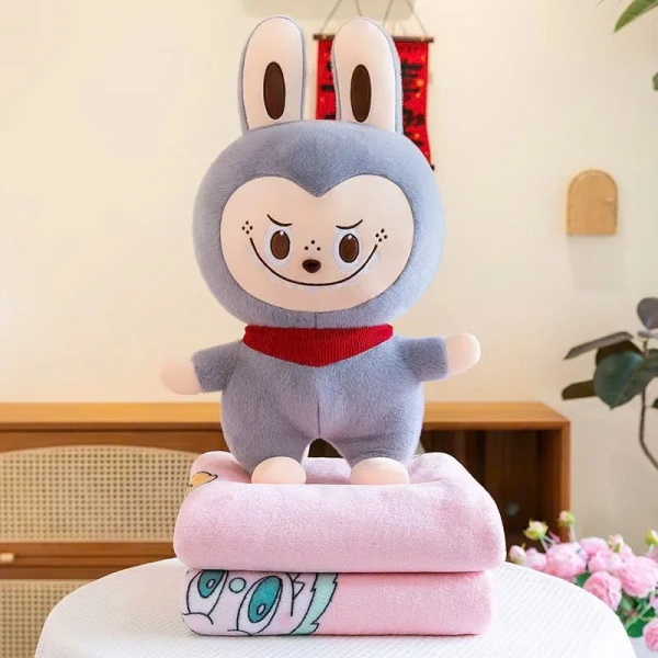 Một số bậc cha mẹ đã chia sẻ rằng, sau khi thay chăn cũ bằng gấu bông Labubu, thời gian bé ngủ sâu đã tăng trung bình 30‑45 phút mỗi đêm. (Ảnh 5) Một số bậc cha mẹ đã chia sẻ rằng, sau khi thay chăn cũ bằng gấu bông Labubu, thời gian bé ngủ sâu đã tăng trung bình 30‑45 phút mỗi đêm. (Ảnh 5)