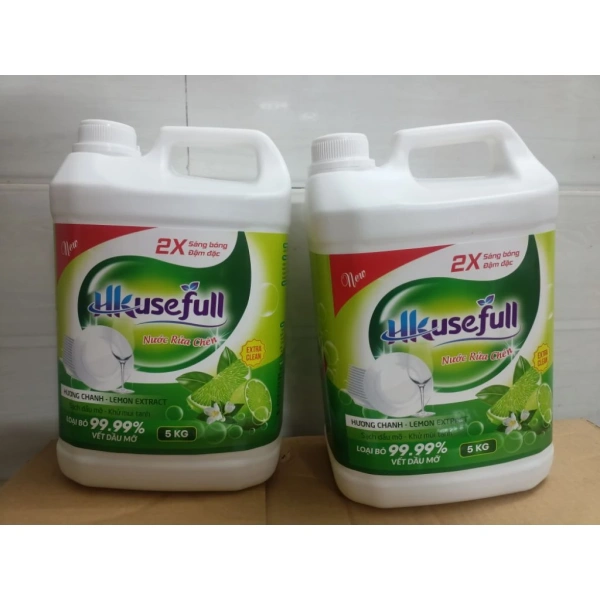 Sau một thời gian dùng, tại sao nước rửa chén không nhờn nhớt lại để lại vệt bám trên bát đĩa? - Ảnh 3