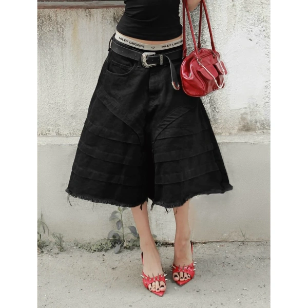 Shorts có móc khóa kèm thường được cho là tiện, nhưng lại gây bất tiện khi vận động mạnh - Ảnh 5 Shorts có móc khóa kèm thường được cho là tiện, nhưng lại gây bất tiện khi vận động mạnh - Ảnh 5