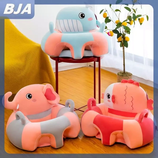Với các yếu tố này, các bậc phụ huynh thường phải cân nhắc cách sắp xếp lại không gian để vừa giữ được “cảm giác ấm áp” của sofa, vừa bảo vệ sức khỏe tư thế của bé. (Ảnh 3)