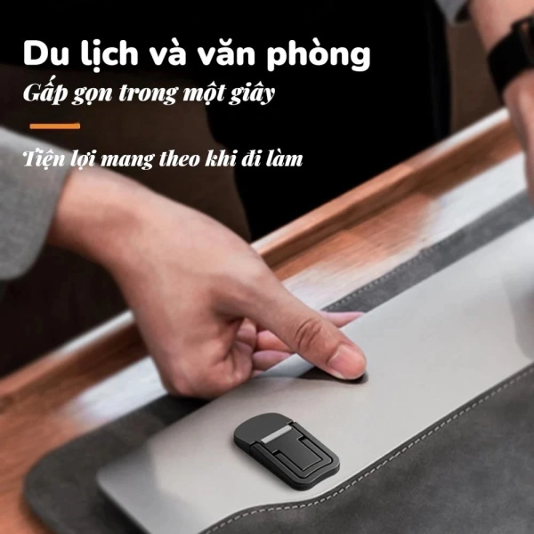 Một sản phẩm đáp ứng hầu hết các tiêu chí trên là Sticker dán kính Tết Happy New Year 80x40cm hình ngựa 3D. (Ảnh 5)