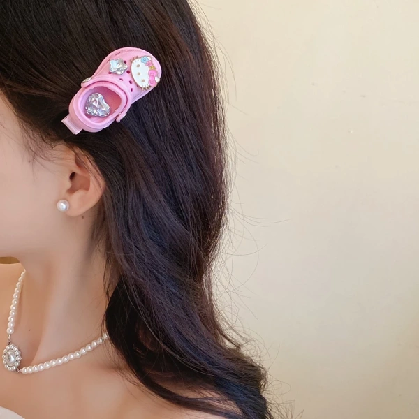 Thực tế, việc thử nghiệm trước khi mua (hoặc mua qua các review thực tế) sẽ giúp các mẹ giảm thiểu rủi ro mua phải kẹp không phù hợp. (Ảnh 3)