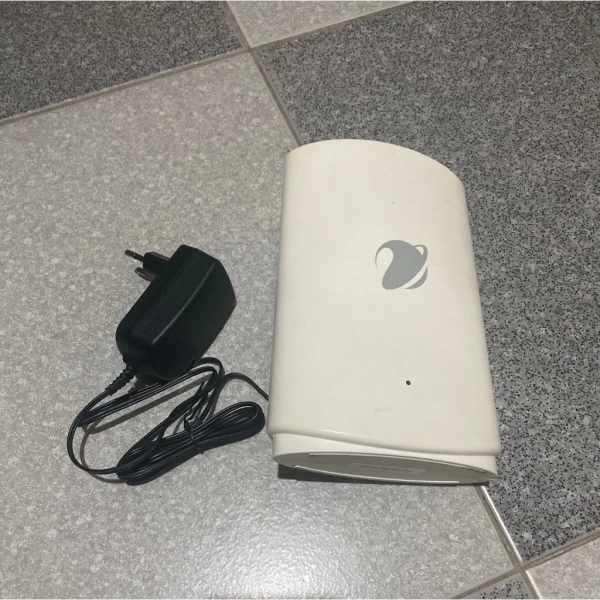 Sự chênh lệch giữa mong đợi một mạng wifi mesh 2 băng tần phủ toàn nhà và thực tế chỉ có tín hiệu ổn định ở vài phòng. - Ảnh 1 Sự chênh lệch giữa mong đợi một mạng wifi mesh 2 băng tần phủ toàn nhà và thực tế chỉ có tín hiệu ổn định ở vài phòng. - Ảnh 1