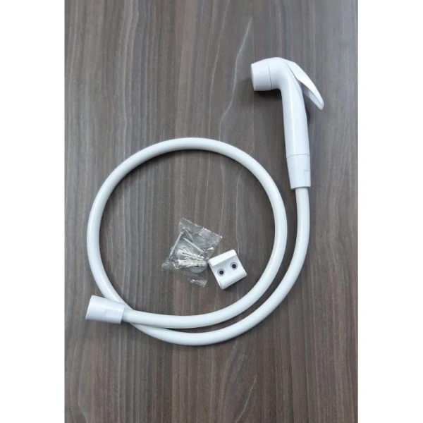 Giá bán của Bộ xịt vệ sinh nhựa MALAYSIA giảm xuống còn 32.900 VND so với mức gốc 40.467 VND, tạo ra một mức giá khá hợp lý so với các sản phẩm đồng hạng trên thị trường. (Ảnh 4)