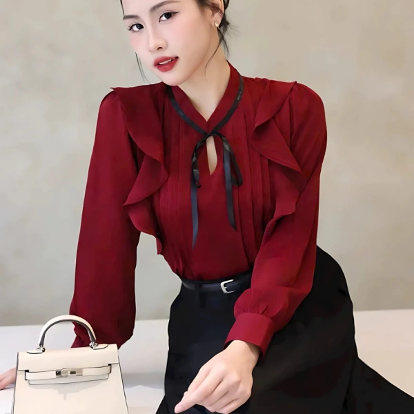 Sự khác biệt mà vải lụa mềm mang lại cho áo sơ mi nữ dài tay cổ tròn trong môi trường công sở - Ảnh 1
