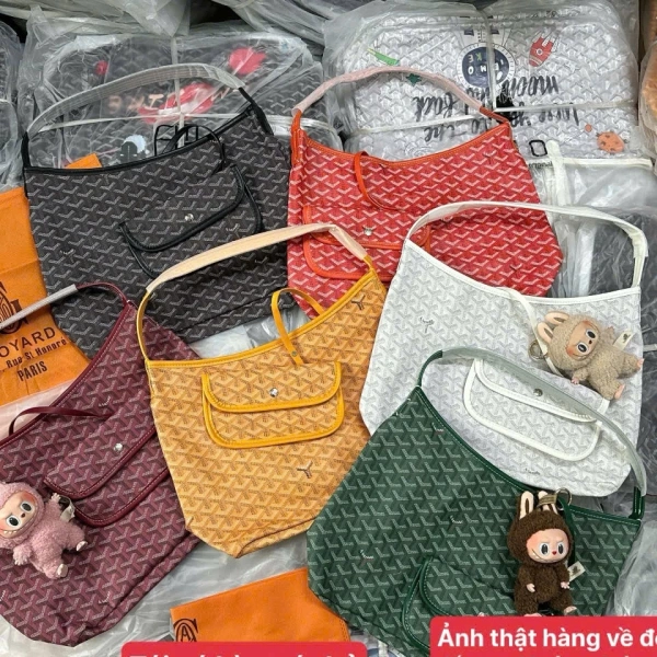 Nếu một trong ba tiêu chí không đáp ứng, chiếc túi sẽ dần trở thành “gánh nặng” – không chỉ về mặt vật lý mà còn về tinh thần, khiến bạn lo lắng về cách sắp xếp và cảm thấy không thoải mái. (Ảnh 3)