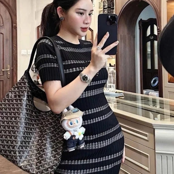 Sự thật bất ngờ: chiếc túi công sở sang trọng kèm ví lại khiến không gian làm việc bỗng chật hẹp hơn - Ảnh 5