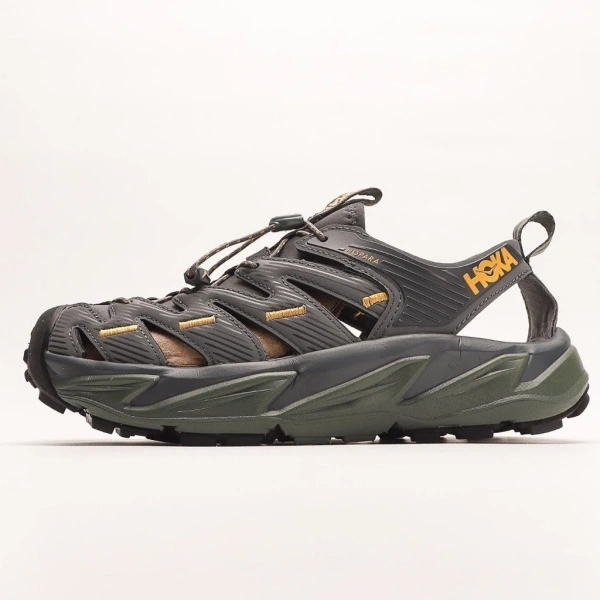 Sự thật ít người biết: sandal chức năng đi bộ đường dài quyết định độ ổn định khi bước trên đá trơn. - Ảnh 2