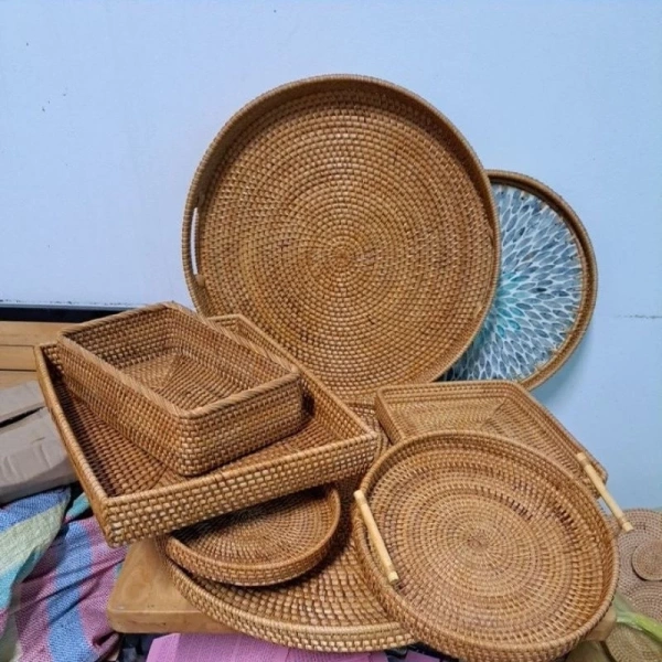 Thiếu giấy lót dưới khay mây khiến món ăn trượt và bức ảnh không như mong - Ảnh 1 Thiếu giấy lót dưới khay mây khiến món ăn trượt và bức ảnh không như mong - Ảnh 1