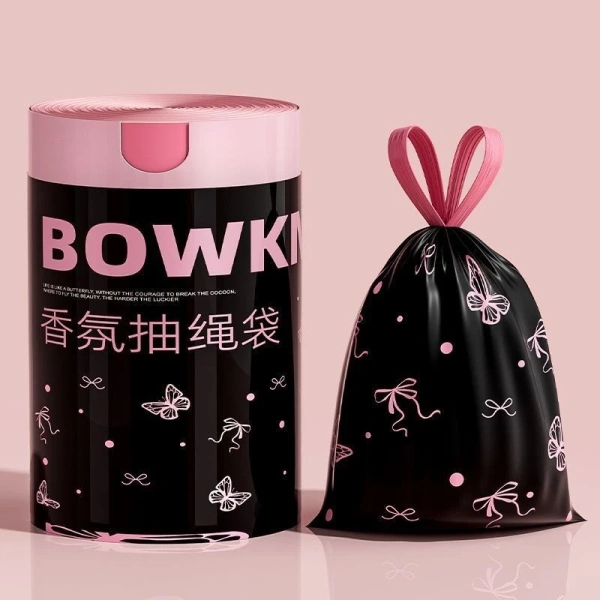 Nhìn vào bao bì, chất liệu của những túi này thường được mô tả là “siêu dai, không rò rỉ”. (Ảnh 2)